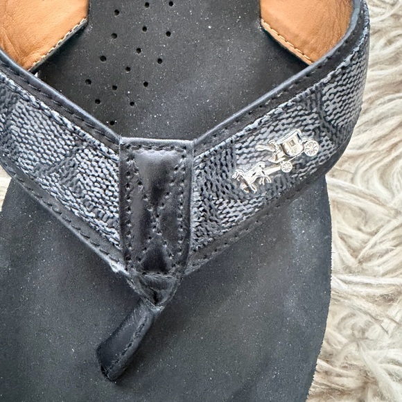 NWOT Coach Black Wedge  Thong Sandals - Picture 5 of 9